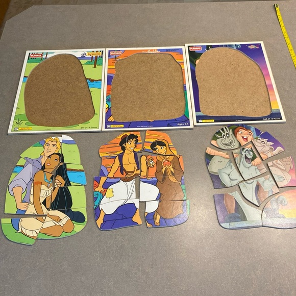 Set Of 3 Disney Board Puzzles Aladdin Pocahontas Hunchback Of Notre Dame - Picture 11 of 13